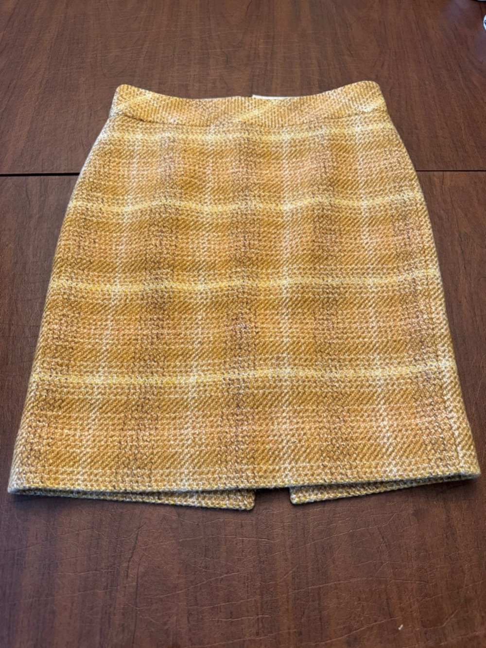 J.Crew No. 2 Pencil Skirt – Yellow Plaid Tweed, Size 0 - Picture 3 of 8